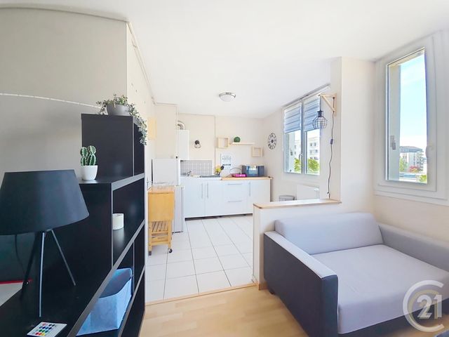 Appartement Studio à louer - 1 pièce - 32.84 m2 - COMPIEGNE - 60 - PICARDIE - Century 21 Agence Saint Antoine