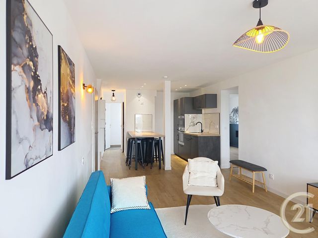 Appartement F4 à louer - 4 pièces - 79.11 m2 - COMPIEGNE - 60 - PICARDIE - Century 21 Agence Saint Antoine