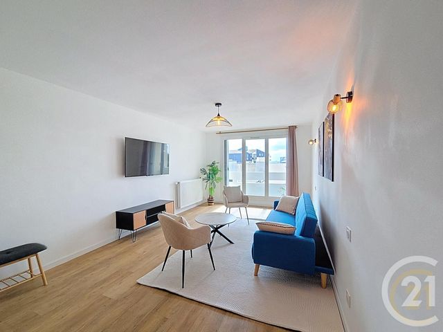 Appartement F4 à louer - 4 pièces - 79.11 m2 - COMPIEGNE - 60 - PICARDIE - Century 21 Agence Saint Antoine