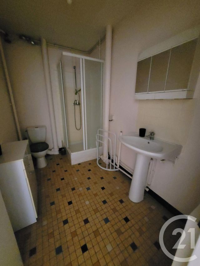 Appartement T1 à vendre - 1 pièce - 27.95 m2 - COMPIEGNE - 60 - PICARDIE - Century 21 Agence Saint Antoine