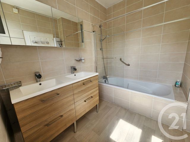 maison à vendre - 5 pièces - 110.0 m2 - ST JEAN AUX BOIS - 60 - PICARDIE - Century 21 Agence Saint Antoine