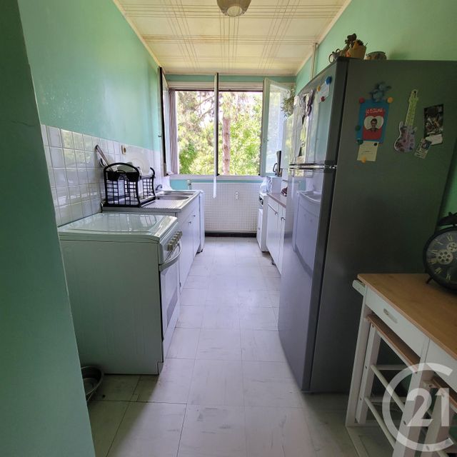 Appartement F3 à vendre - 3 pièces - 76.12 m2 - COMPIEGNE - 60 - PICARDIE - Century 21 Agence Saint Antoine