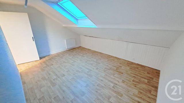 Appartement F4 à louer - 4 pièces - 84.21 m2 - COMPIEGNE - 60 - PICARDIE - Century 21 Agence Saint Antoine