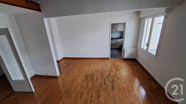 Appartement F4 à louer - 4 pièces - 84.21 m2 - COMPIEGNE - 60 - PICARDIE - Century 21 Agence Saint Antoine