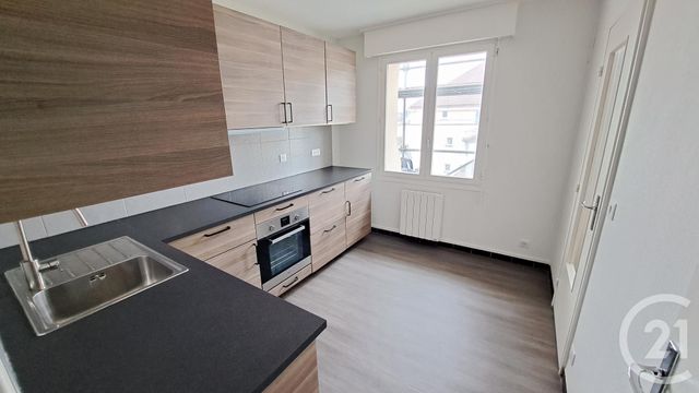 Appartement F4 à louer - 4 pièces - 84.21 m2 - COMPIEGNE - 60 - PICARDIE - Century 21 Agence Saint Antoine