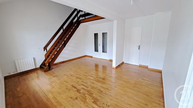 Appartement F4 à louer - 4 pièces - 84.21 m2 - COMPIEGNE - 60 - PICARDIE - Century 21 Agence Saint Antoine