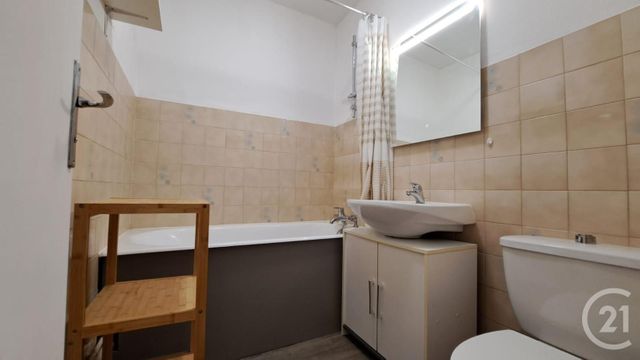 Appartement Studio à louer - 1 pièce - 29.64 m2 - COMPIEGNE - 60 - PICARDIE - Century 21 Agence Saint Antoine