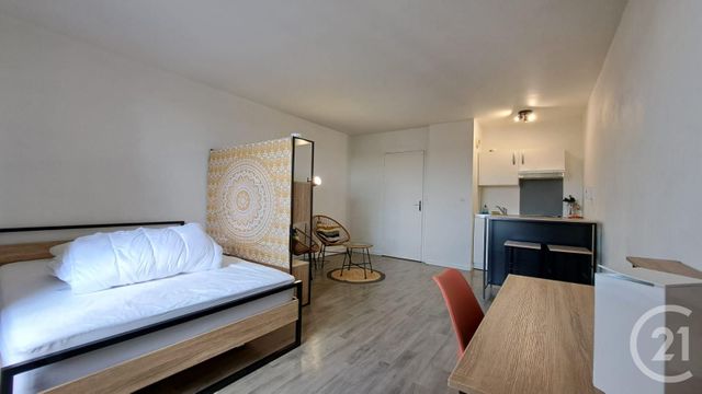 Appartement Studio à louer - 1 pièce - 29.64 m2 - COMPIEGNE - 60 - PICARDIE - Century 21 Agence Saint Antoine