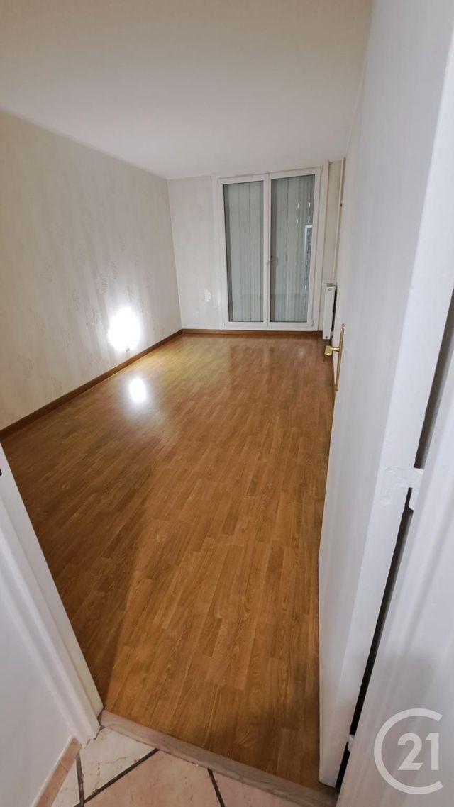 Appartement F3 à louer - 3 pièces - 67.44 m2 - COMPIEGNE - 60 - PICARDIE - Century 21 Agence Saint Antoine