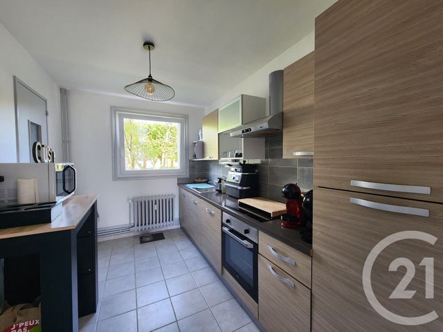 Appartement F3 à vendre - 3 pièces - 61.21 m2 - 60 - PICARDIE - Century 21 Agence Saint Antoine