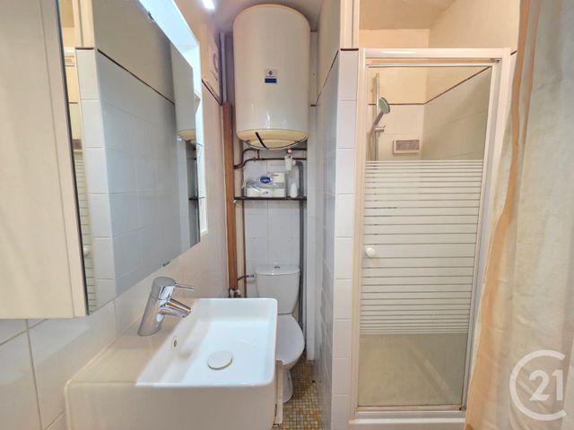 Appartement Studio à louer - 1 pièce - 28.24 m2 - COMPIEGNE - 60 - PICARDIE - Century 21 Agence Saint Antoine