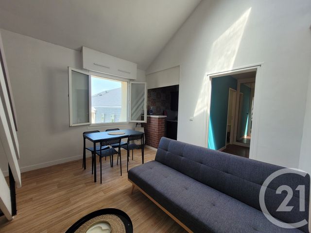 Appartement Duplex à vendre - 2 pièces - 36.0 m2 - COMPIEGNE - 60 - PICARDIE - Century 21 Agence Saint Antoine