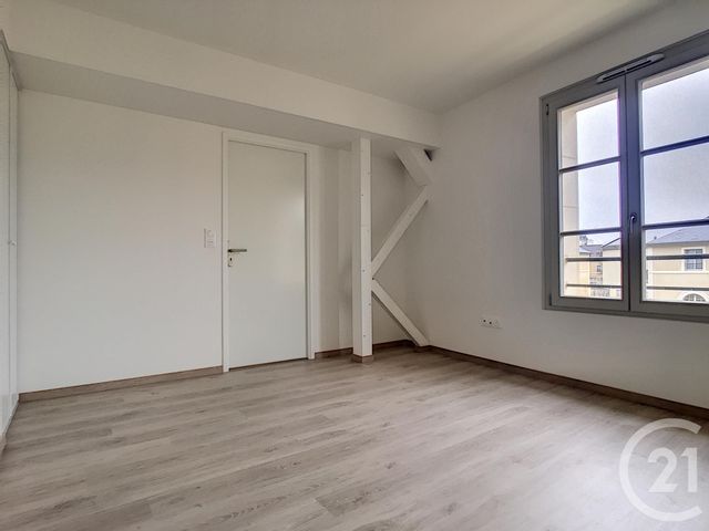Appartement F3 à louer - 3 pièces - 65.1 m2 - COMPIEGNE - 60 - PICARDIE - Century 21 Agence Saint Antoine