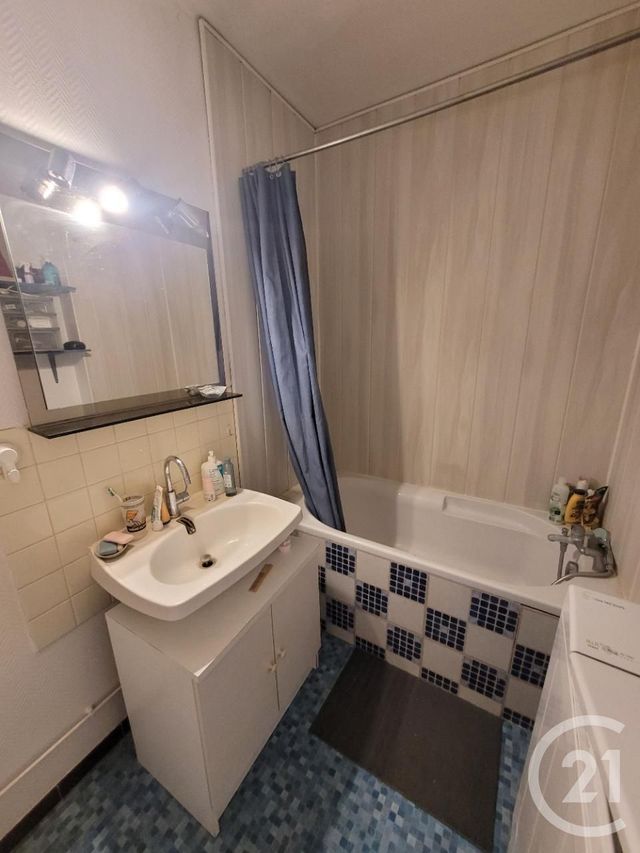 Appartement Studio à vendre - 1 pièce - 31.0 m2 - 60 - PICARDIE - Century 21 Agence Saint Antoine