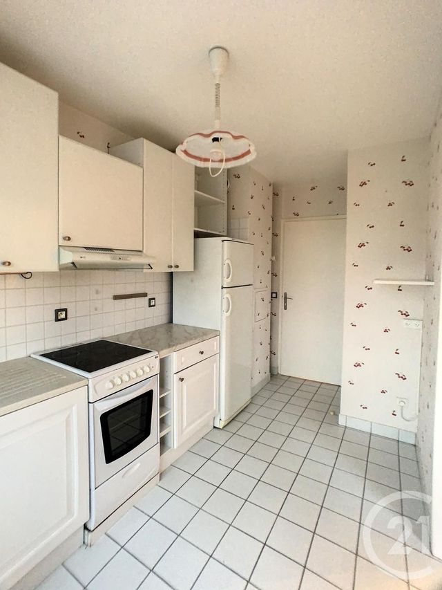 Appartement F3 à louer - 3 pièces - 64.0 m2 - COMPIEGNE - 60 - PICARDIE - Century 21 Agence Saint Antoine