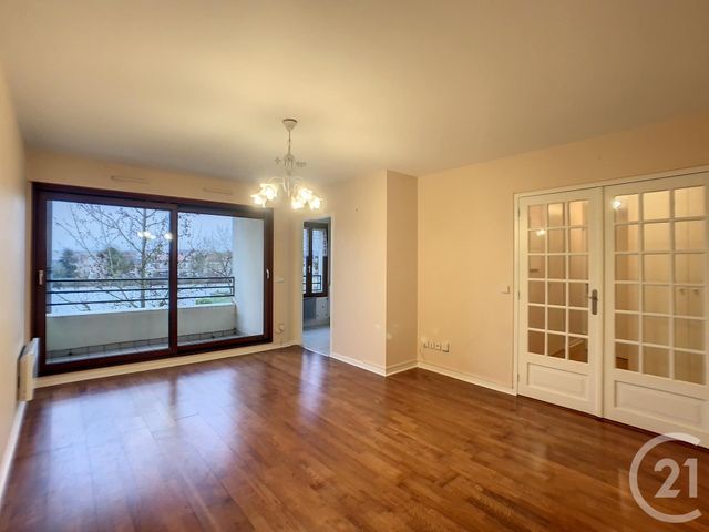 Appartement F3 à louer - 3 pièces - 64.0 m2 - COMPIEGNE - 60 - PICARDIE - Century 21 Agence Saint Antoine