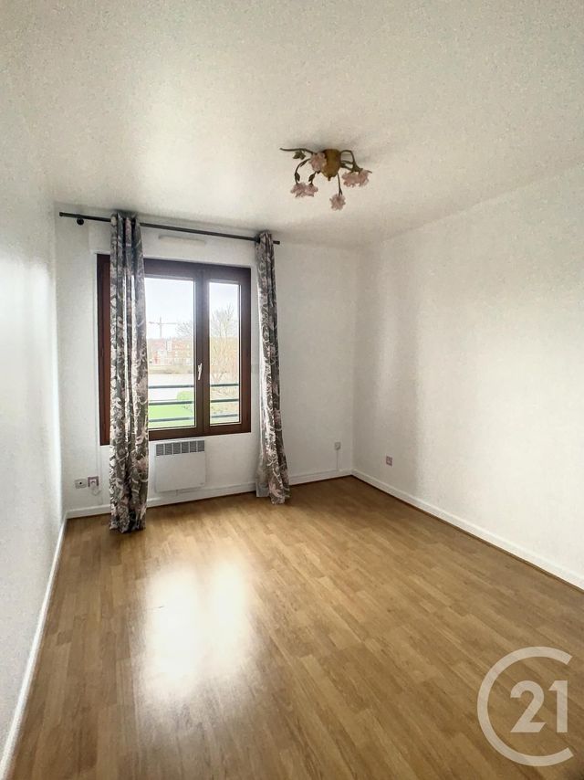 Appartement F3 à louer - 3 pièces - 64.0 m2 - COMPIEGNE - 60 - PICARDIE - Century 21 Agence Saint Antoine