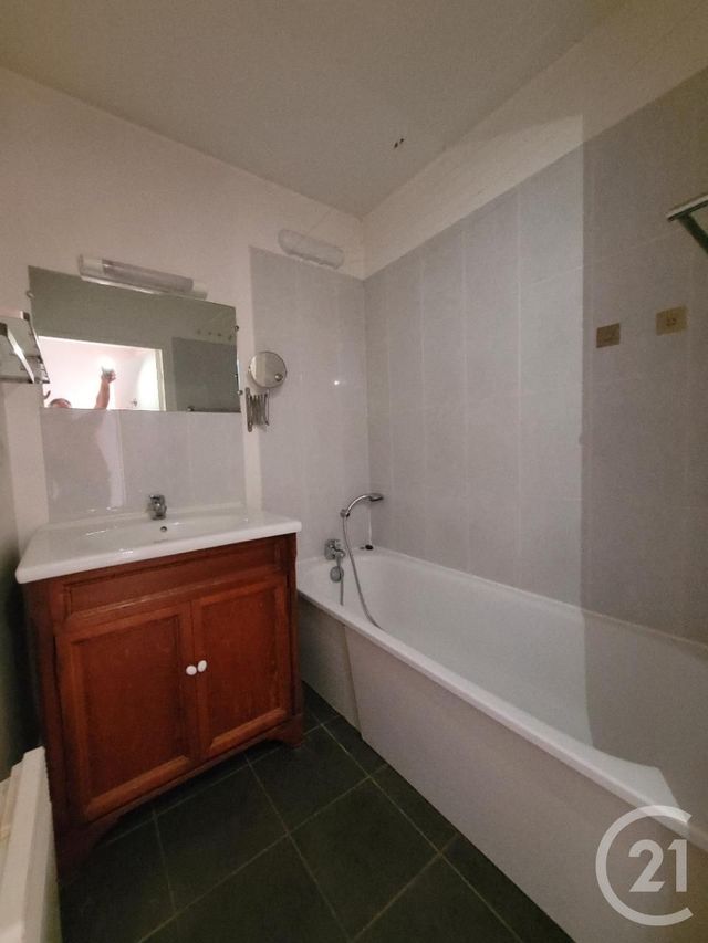 Appartement F2 à vendre - 2 pièces - 38.0 m2 - MARGNY LES COMPIEGNE - 60 - PICARDIE - Century 21 Agence Saint Antoine