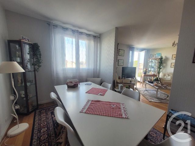 Appartement F5 à vendre - 5 pièces - 97.44 m2 - COMPIEGNE - 60 - PICARDIE - Century 21 Agence Saint Antoine