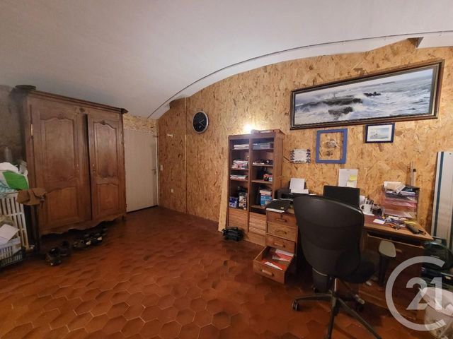 Appartement Atelier d'artiste à vendre - 2 pièces - 92.0 m2 - COMPIEGNE - 60 - PICARDIE - Century 21 Agence Saint Antoine