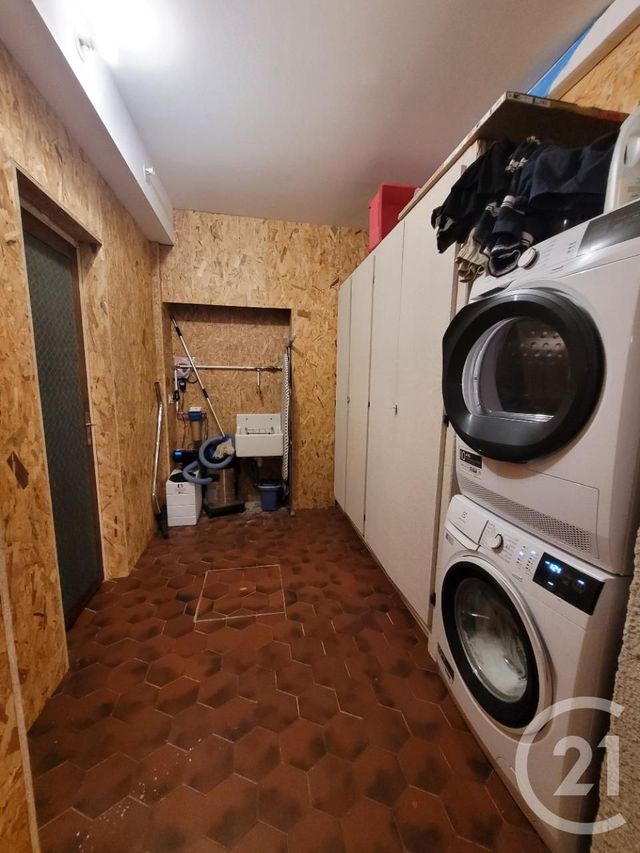 Appartement Atelier d'artiste à vendre - 2 pièces - 92.0 m2 - COMPIEGNE - 60 - PICARDIE - Century 21 Agence Saint Antoine