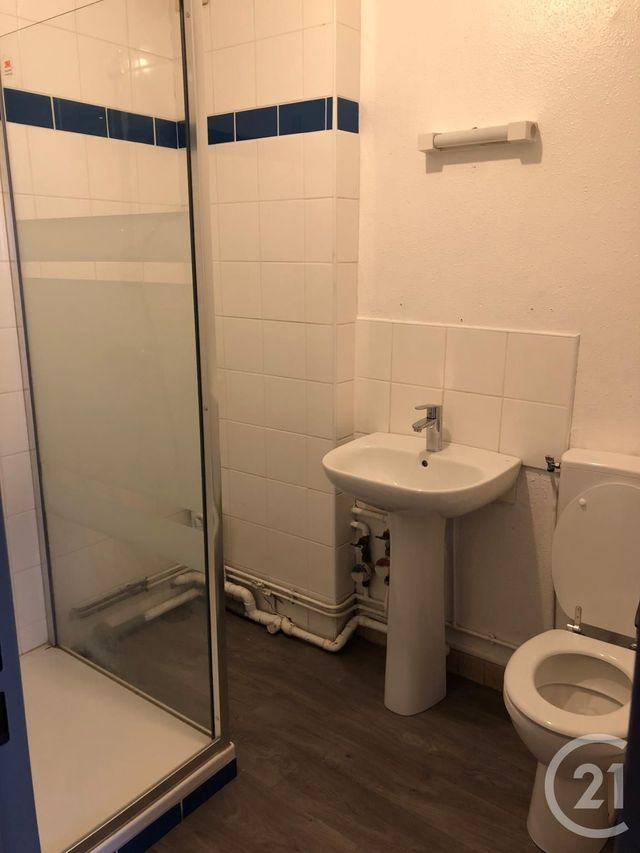 Appartement F1 à louer - 1 pièce - 27.43 m2 - COMPIEGNE - 60 - PICARDIE - Century 21 Agence Saint Antoine