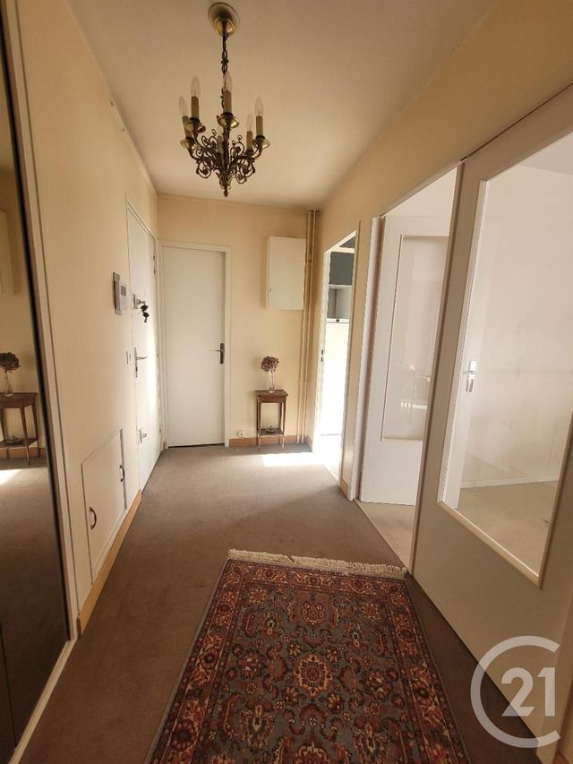 Appartement F5 à vendre - 5 pièces - 94.0 m2 - COMPIEGNE - 60 - PICARDIE - Century 21 Agence Saint Antoine