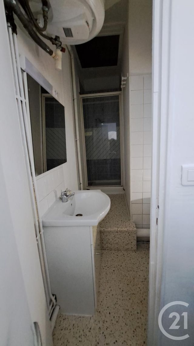 Appartement Studio à louer - 1 pièce - 17.58 m2 - COMPIEGNE - 60 - PICARDIE - Century 21 Agence Saint Antoine