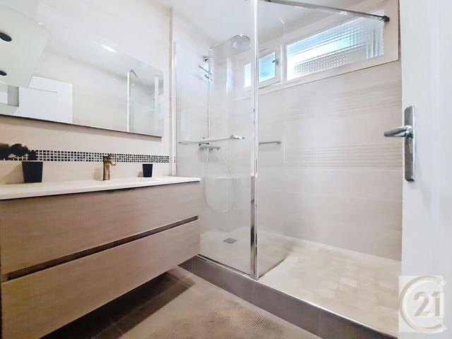 Appartement F4 à louer - 4 pièces - 84.0 m2 - COMPIEGNE - 60 - PICARDIE - Century 21 Agence Saint Antoine