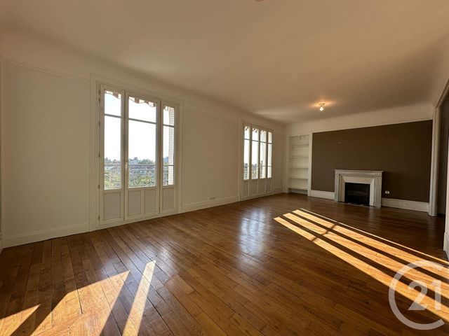 Appartement F5 à louer - 4 pièces - 113.28 m2 - COMPIEGNE - 60 - PICARDIE - Century 21 Agence Saint Antoine