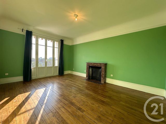 Appartement F5 à louer - 4 pièces - 113.28 m2 - COMPIEGNE - 60 - PICARDIE - Century 21 Agence Saint Antoine