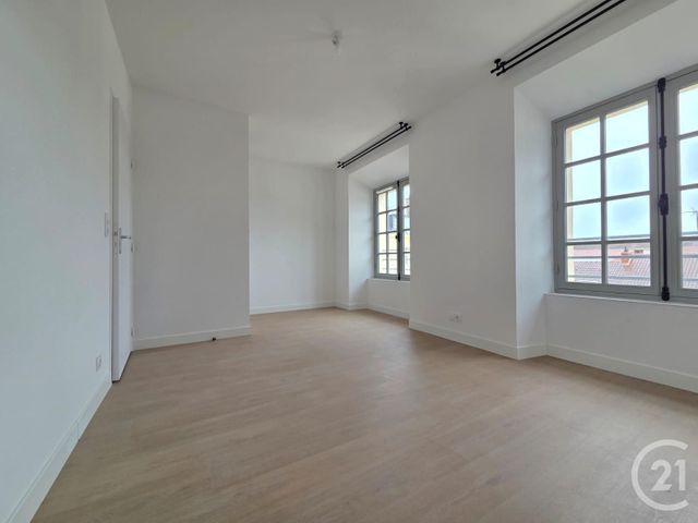 Appartement F3 à louer - 3 pièces - 65.55 m2 - COMPIEGNE - 60 - PICARDIE - Century 21 Agence Saint Antoine