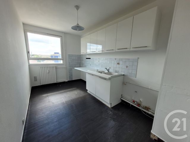 Appartement F5 à vendre - 5 pièces - 97.94 m2 - COMPIEGNE - 60 - PICARDIE - Century 21 Agence Saint Antoine