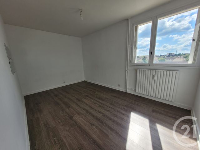 Appartement F5 à vendre - 5 pièces - 97.94 m2 - COMPIEGNE - 60 - PICARDIE - Century 21 Agence Saint Antoine