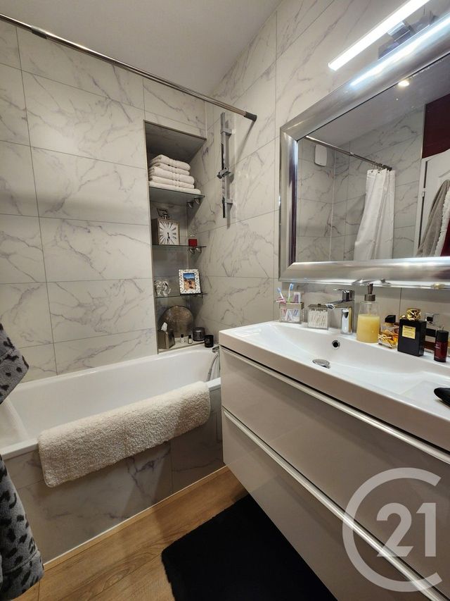 Appartement Duplex à vendre - 4 pièces - 95.09 m2 - COMPIEGNE - 60 - PICARDIE - Century 21 Agence Saint Antoine