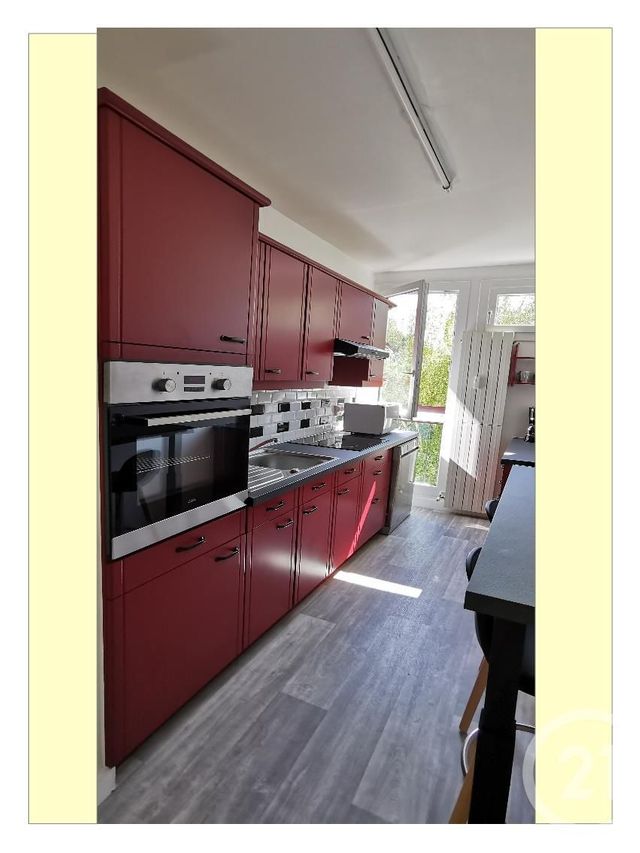 Appartement à louer - 4 pièces - 86.0 m2 - COMPIEGNE - 60 - PICARDIE - Century 21 Agence Saint Antoine