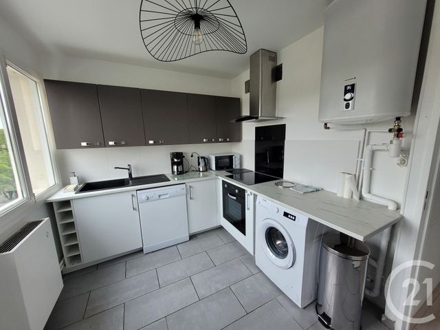 Appartement Chambre à louer - 4 pièces - 81.09 m2 - COMPIEGNE - 60 - PICARDIE - Century 21 Agence Saint Antoine