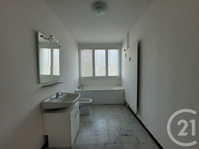 Appartement F3 à vendre - 3 pièces - 75.49 m2 - COMPIEGNE - 60 - PICARDIE - Century 21 Agence Saint Antoine