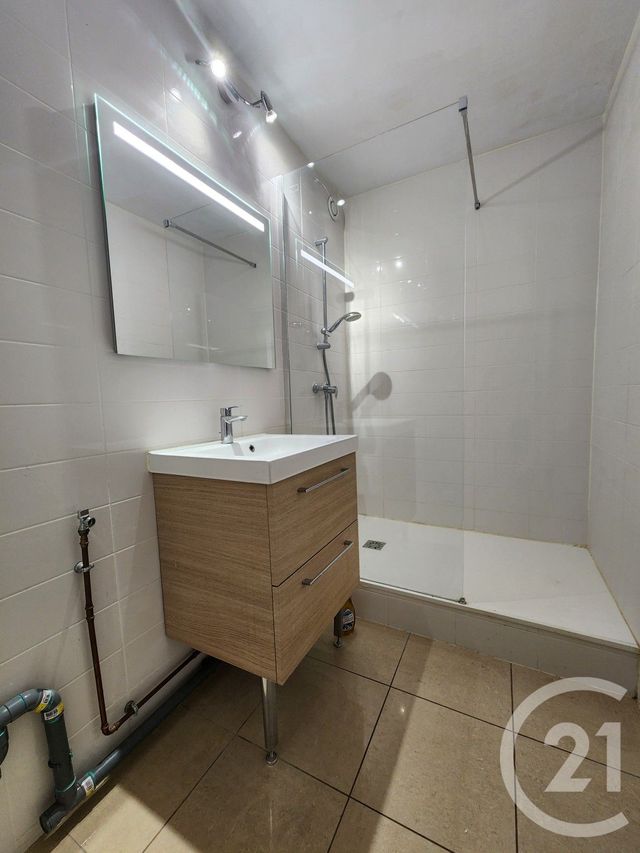 Appartement F4 à vendre - 4 pièces - 80.12 m2 - 60 - PICARDIE - Century 21 Agence Saint Antoine