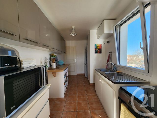 Appartement F3 à vendre - 3 pièces - 75.89 m2 - COMPIEGNE - 60 - PICARDIE - Century 21 Agence Saint Antoine