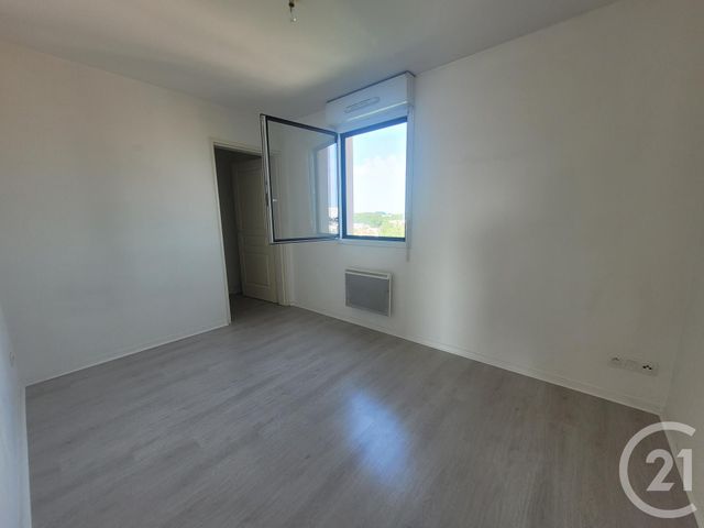 Appartement F2 à louer - 2 pièces - 44.0 m2 - COMPIEGNE - 60 - PICARDIE - Century 21 Agence Saint Antoine