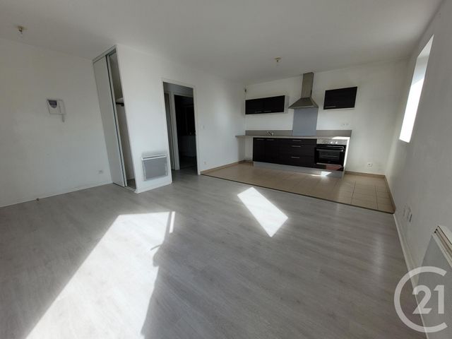 Appartement F2 à louer - 2 pièces - 44.0 m2 - COMPIEGNE - 60 - PICARDIE - Century 21 Agence Saint Antoine