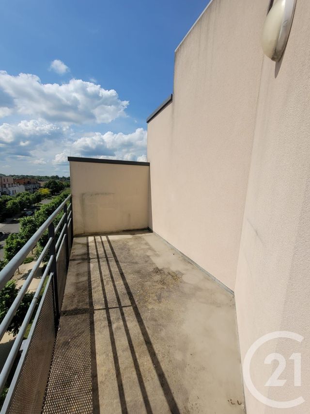 Appartement F2 à louer - 2 pièces - 44.0 m2 - COMPIEGNE - 60 - PICARDIE - Century 21 Agence Saint Antoine