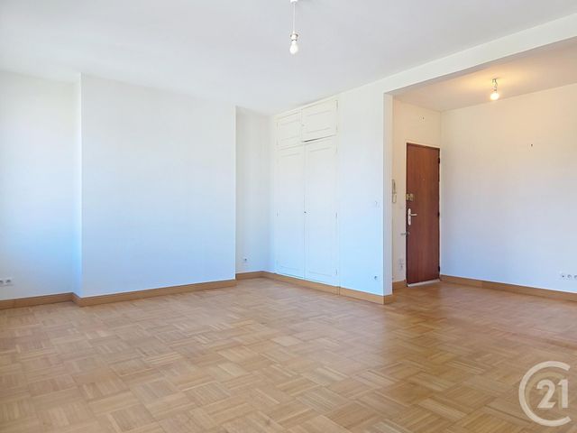 Appartement F2 à louer - 2 pièces - 56.77 m2 - COMPIEGNE - 60 - PICARDIE - Century 21 Agence Saint Antoine