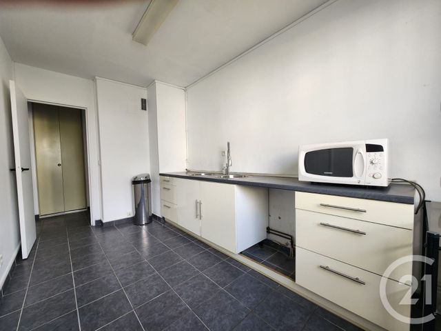 Appartement F4 à vendre - 4 pièces - 85.0 m2 - COMPIEGNE - 60 - PICARDIE - Century 21 Agence Saint Antoine