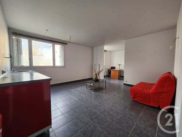 Appartement F4 à vendre - 4 pièces - 85.0 m2 - COMPIEGNE - 60 - PICARDIE - Century 21 Agence Saint Antoine